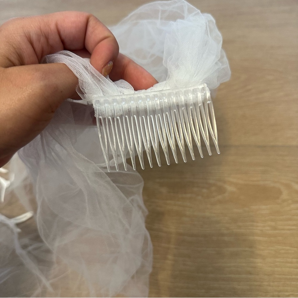 5 for $25 SHEIN Bridal 'Bride to Be' White Tulle Veil - Picture 3 of 3